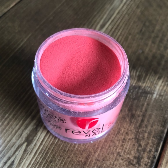 Revel nail dip powder - Picture 2 of 2